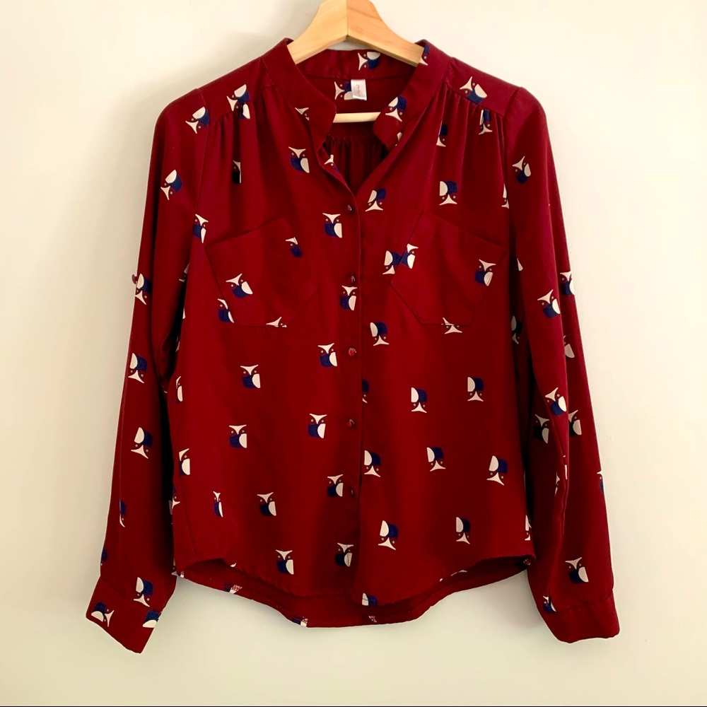 Long sleeve button front maroon blouse small